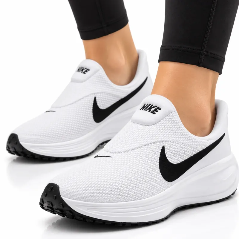 Nike Revolution 8 Easyon HQ2415 100 Maratonka Nike Revolution 8 Easyon HQ2415 100 продукт