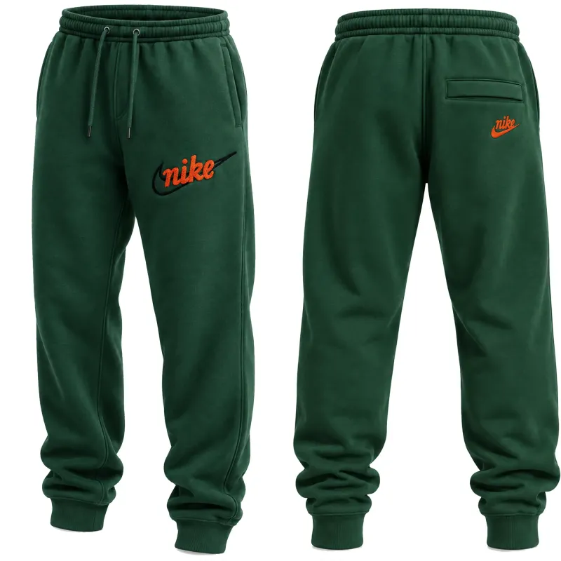 Мъжко долнище Nike Club Jogger IF0699 323 Maratonka Мъжко долнище Nike Club Jogger IF0699 323 в цвят зелен