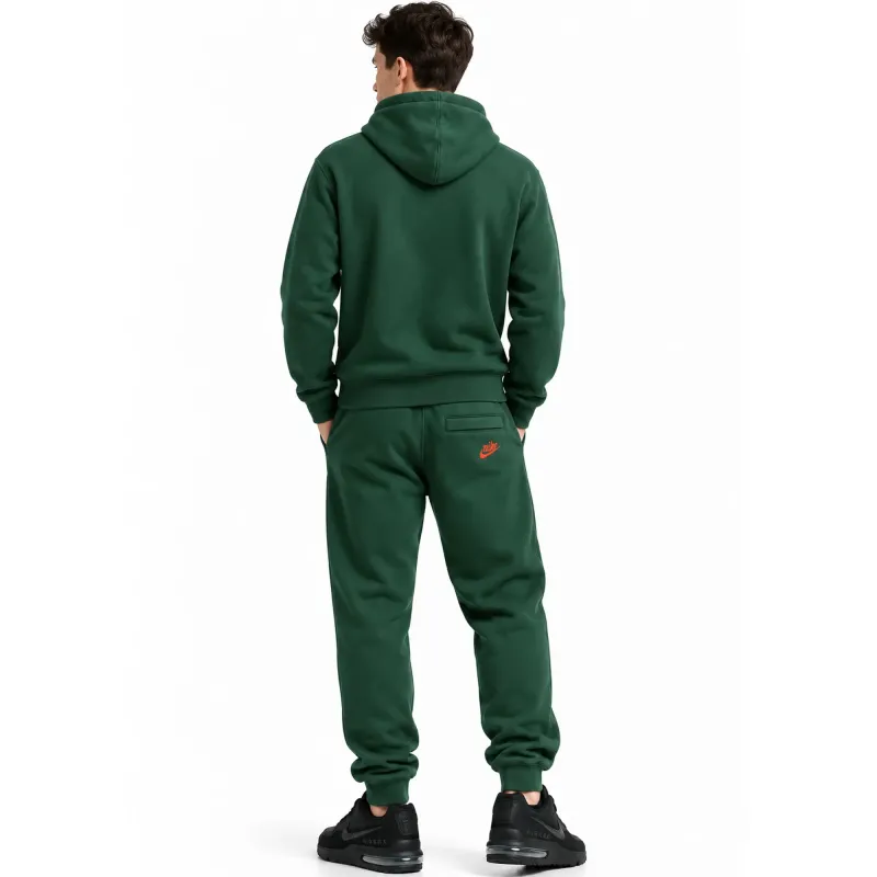 Мъжки екип в зелено Nike Club Suit IF0685-0699 323