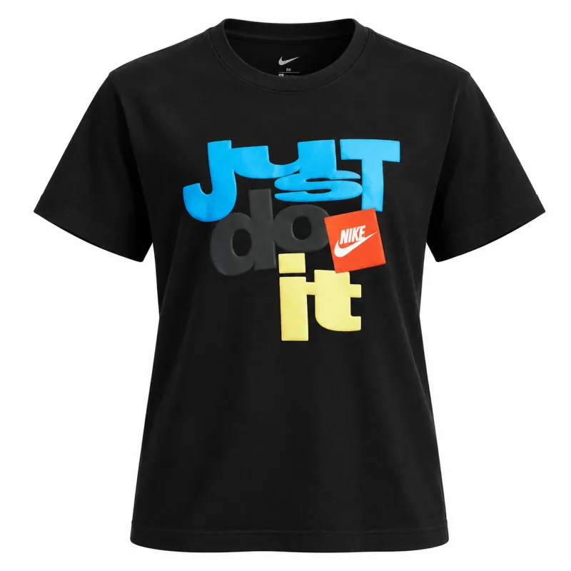 Детска тениска Nike Tee Club IO1963 010